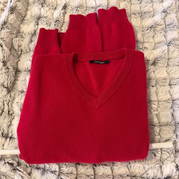 💯 % CASHMERE V NECK SWEATER SIZE SMALL - Picture 5 of 12